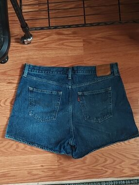 Levi's Indigo 80s Mom Shorts